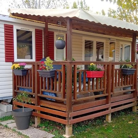 Mobile Home For You Les Rives De Condrieu Exterior photo