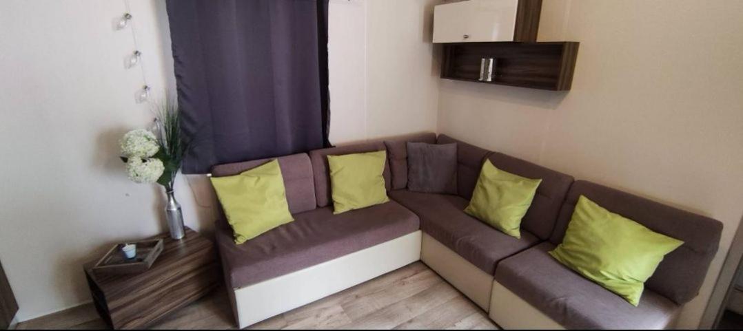 Mobile Home For You Les Rives De Condrieu Exterior photo